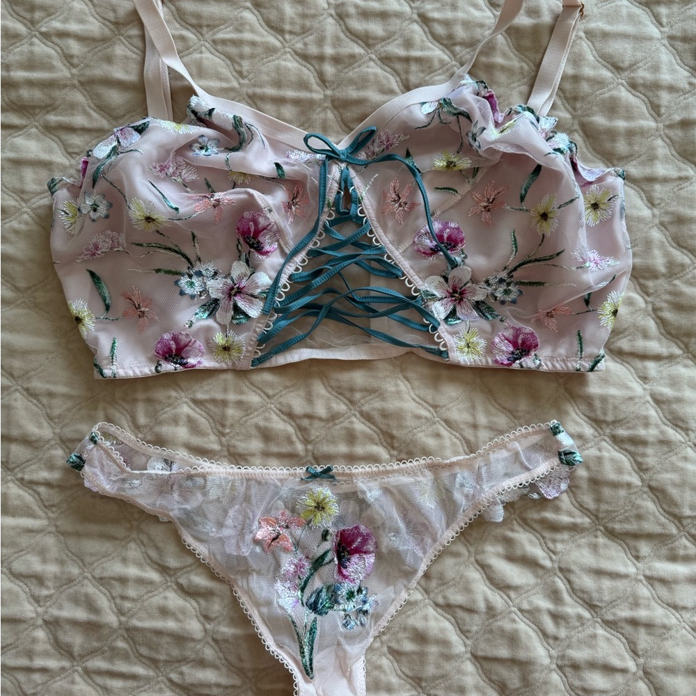 Floral Lace Intimates Set - blush